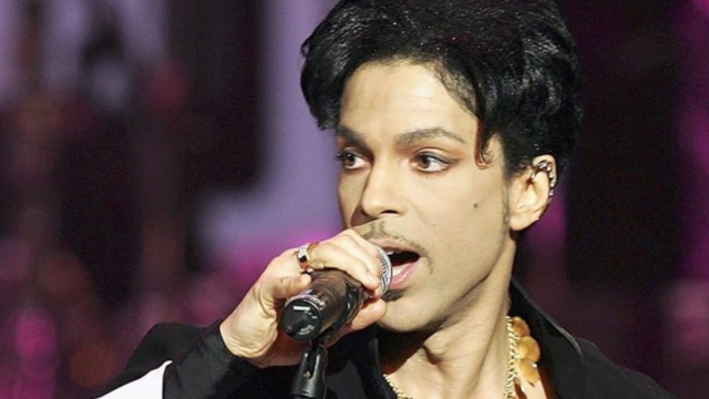 Netflix cancela un documental de Prince tras alcanzar un acuerdo con sus herederos