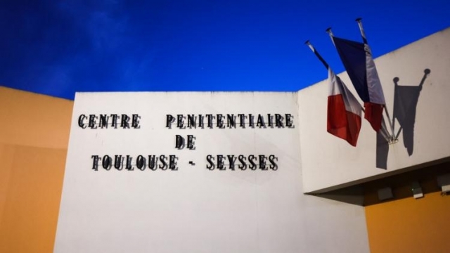 Polémica en Francia: fin a los tratamientos faciales o al baile country para los delincuentes en prisión