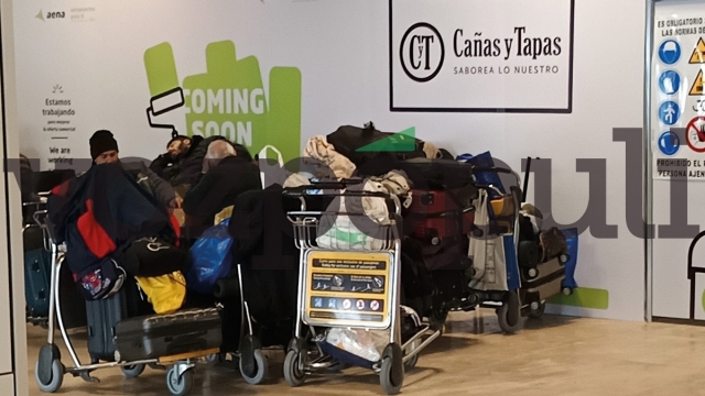 Aena anuncia el cierre nocturno de Barajas: sólo accederán viajeros con billetes y sus familiares