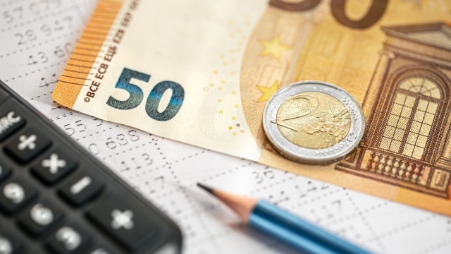 Declaración de la Renta 2024: ya puedes saber si te sale a pagar o a devolver gracias a esto