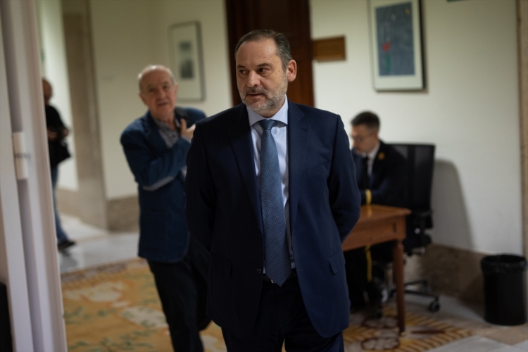 La comparecencia de Sánchez enfurece a Ábalos y augura revelaciones que afectan a la reputación del líder del PSOE