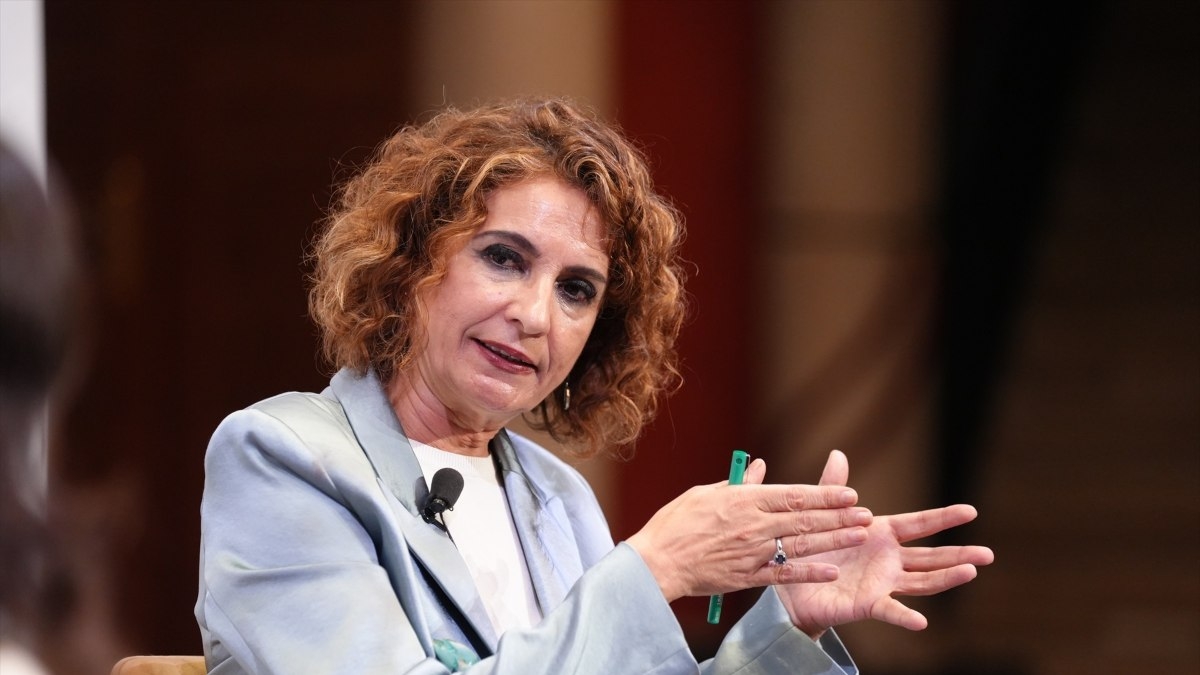 Los inspectores de Hacienda exigen la "dimisión inmediata de la ministra  María Jesús Montero" | Vozpópuli