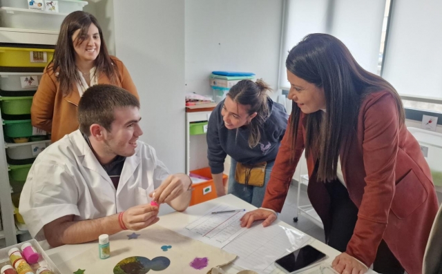 El Gobierno regional financia 89 plazas en cuatro centros de día en Castilla-La Mancha destinadas al trastorno del espectro autista