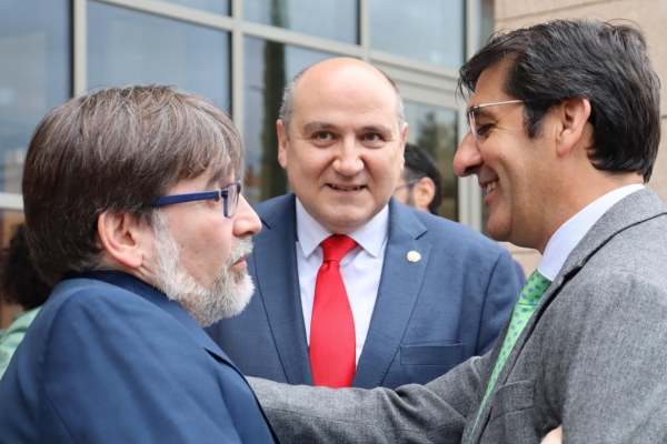 El Gobierno regional destaca el refuerzo sin precedentes de profesionales sanitarios e inversión en infraestructuras en la historia de la sanidad de Castilla-La Mancha