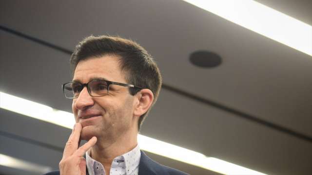 Sánchez negocia con sus socios que la TVE en catalán se vea en 