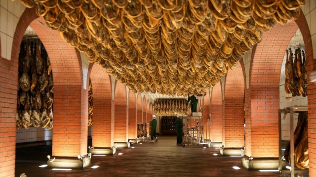 La 'dieta arancelaria' del pata negra: 9 millones de euros más por catar jamón en Nueva York