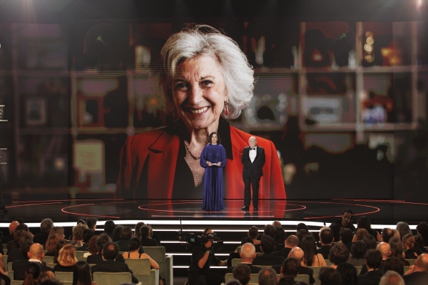 La venta del edificio donde nació Marisa Paredes ralentiza el homenaje a la actriz 