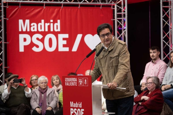 TVE interrumpe el discurso institucional de Ayuso para dar cobertura a la fiesta paralela del PSOE de Madrid
