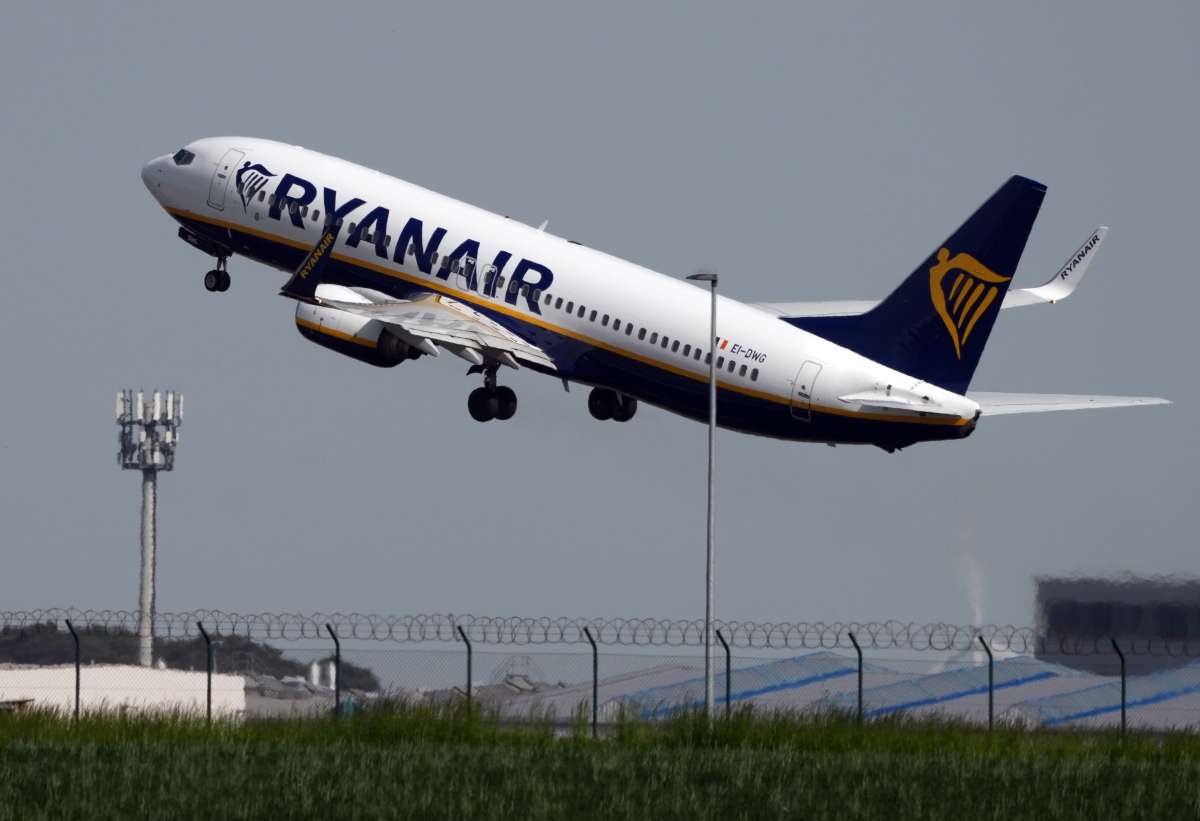 Lo que el Gobierno oculta de la guerra con Ryanair: debe mil millones a las aerolíoneas