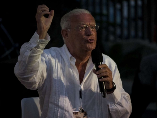 Canarias salda una deuda pendiente con Juancho Armas Marcelo