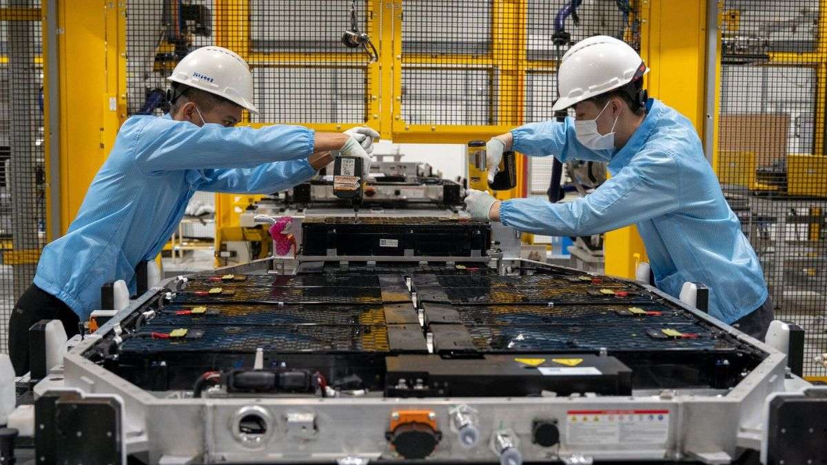 Industria adjudica casi 30 millones de euros del Perte a seis proyectos de baterías