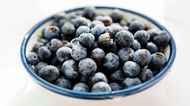 Congelar los arándanos los hace más saludables, según los científicos