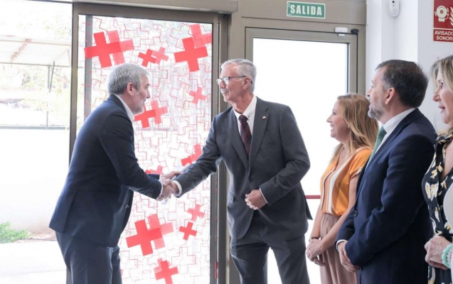 Canarias apoyará al Gobierno frente a Madrid por el reparto de menas