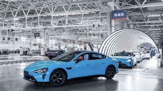 Xiaomi va en serio con el coche eléctrico: ingresó 4.500 millones en 2024