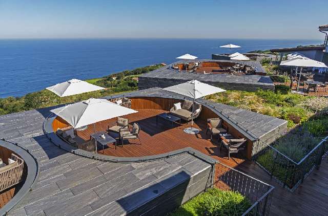 Akelarre Hotel: la hospitalidad de lujo que nace del sabor y se funde con el paisaje vasco