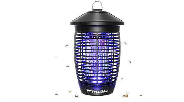La lámpara antimosquitos que arrasa este verano: eficaz, silenciosa y perfecta para interior y exterior