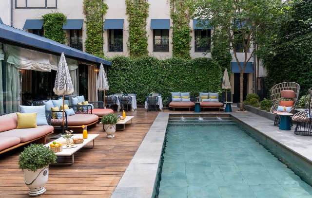 Los mejores 5 hoteles para ir de brunch en Madrid: del Barrio de Las Letras al skyline de Gran Vía