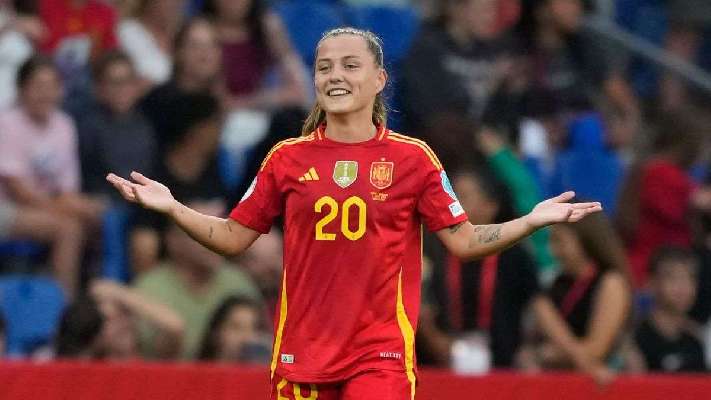 España remonta a Inglaterra con doblete de Claudia Pina y jugará las semifinales de la Nations League