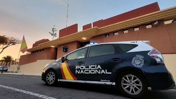 Un hombre mata a su madre a cuchilladas en Tenerife