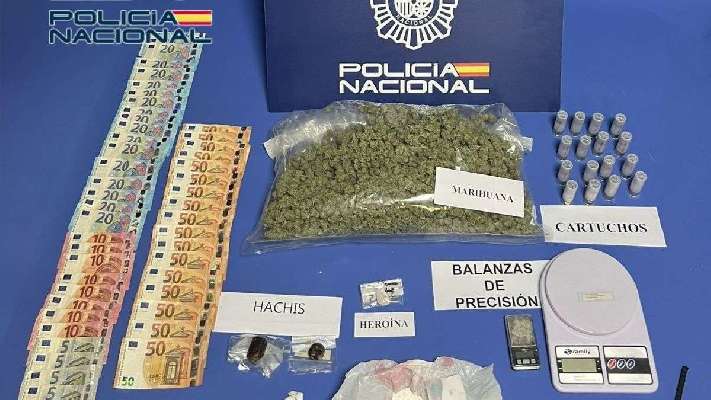 Seis detenidos en una operación antidroga en Córdoba: 145 plantas de marihuana, 30 gramos de hachís y 20 de cocaína
