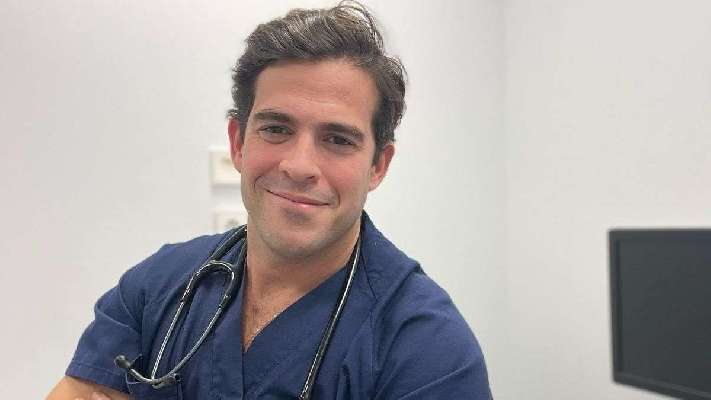 Aurelio Rojas, cardiólogo: 