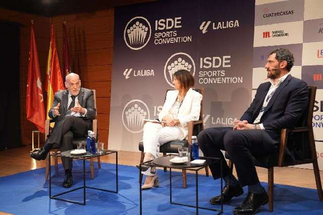 Tebas: “Basta ya de nuevas competiciones, la Superliga es absolutamente elitista”