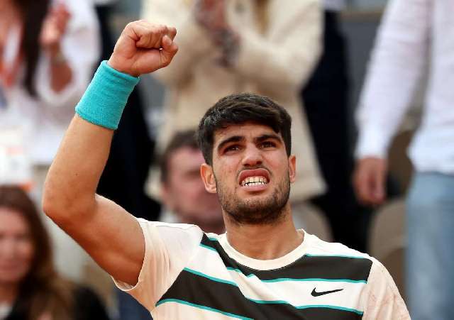 Cuánto dinero en metálico se lleva Carlos Alcaraz por ganar Roland Garros