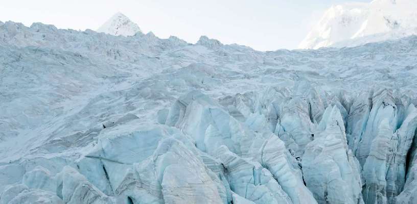 La gran avalancha que sepultó el pueblo suizo de Blatten y sus consecuencias
