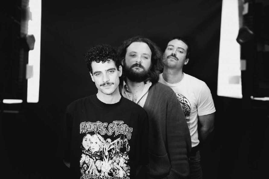 Música triste para bailar y letras que te remueven: Puño Dragón, la banda que ya es imposible no querer