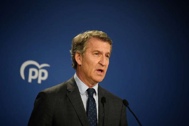 Feijóo acusa a los socios de Sánchez de ser “cómplices” de una organización criminal