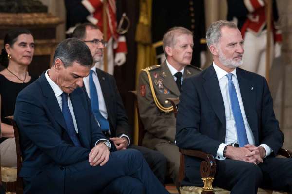 El PSOE entra en coma inducido: se le han agotado los cortafuegos