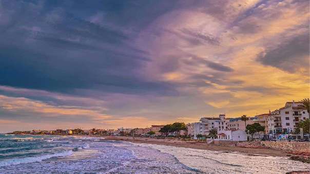 Ni Oropesa ni Benicassim: el destino de Castellón que se ha puesto de moda y en el que es casi imposible alquilar