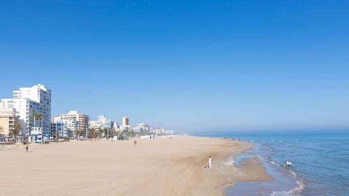 La Generalitat Valenciana pide al Gobierno una comisión mixta para asumir la ordenación del litoral