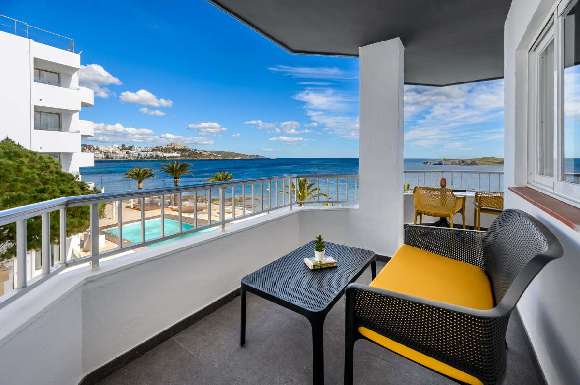 Así son los nuevos hoteles de diseño que revolucionan Ibiza este verano