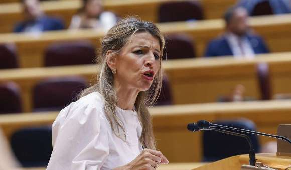 Compromís y Més aumentan la presión sobre Sánchez y estudian si rompen con Sumar para irse al grupo mixto