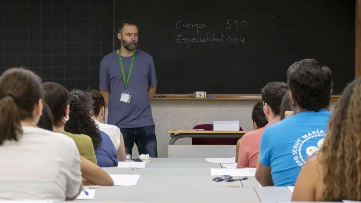Opositar, el refugio de los “milenial” frustrados: sueldo seguro y vida sin riesgos