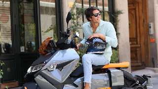 Las camisas de lino para hombres más elegantes de 2025 que no necesitan plancha