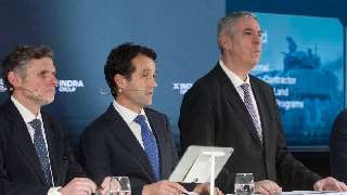 Indra precipita la fusión con Escribano ante el riesgo de cambio político