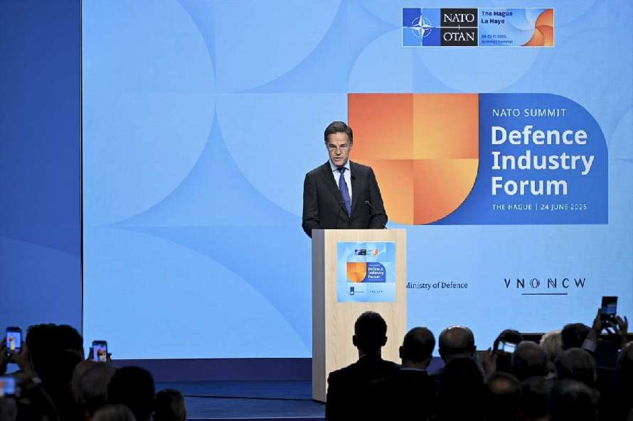 Rutte pone a España contra las cuerdas en la Cumbre de la OTAN: 