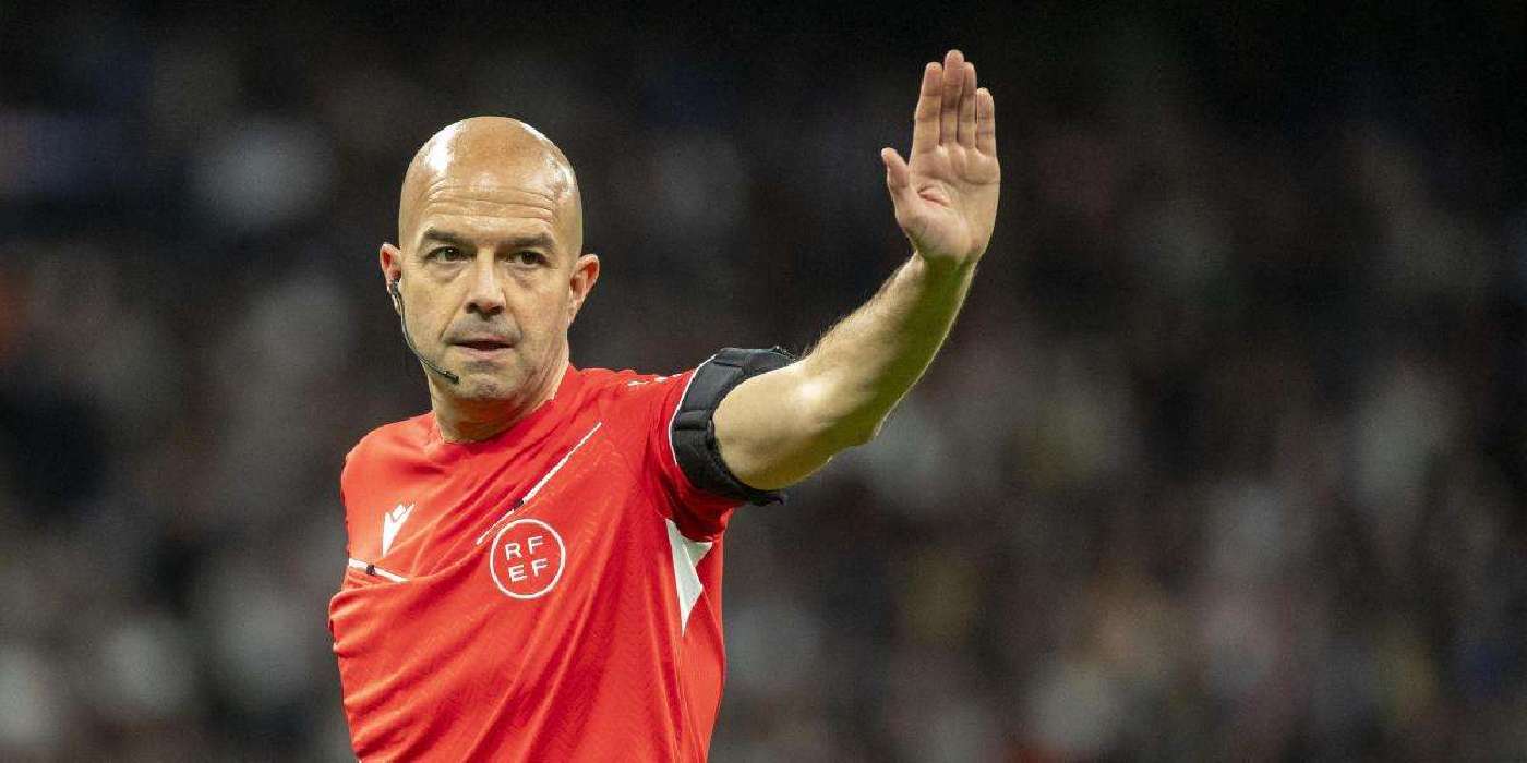 El árbitro González Fuertes, del Real Madrid-Mallorca, a la nevera antes  incluso de empezar el partido | Vozpópuli