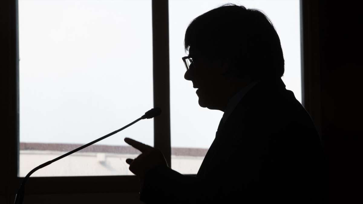 Moncloa admite que desea la foto de Sánchez con Puigdemont pero la condiciona a que haya Presupuestos
