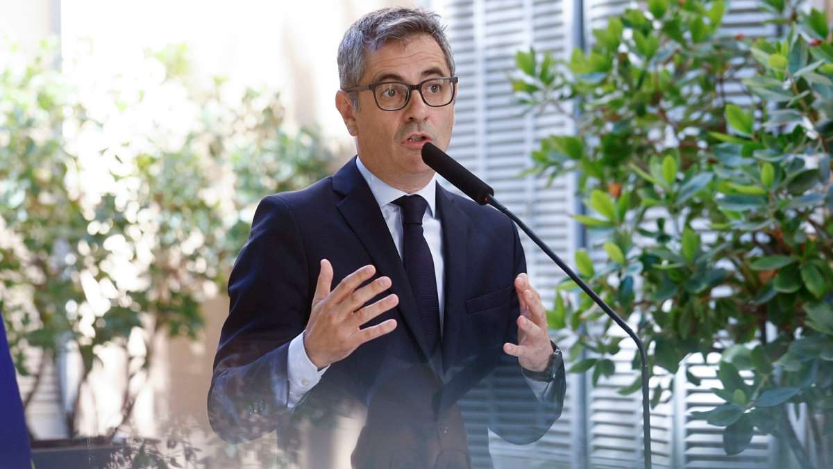 Bolaños azuza más la polémica antes del año judicial y elogia a García Ortiz