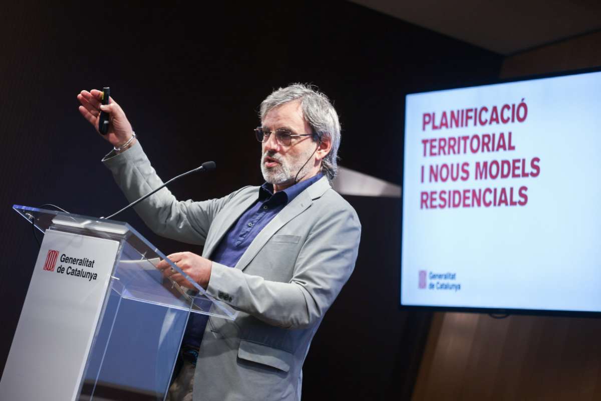Illa ficha como asesor a un alto cargo de ERC en un nuevo gesto a Junqueras