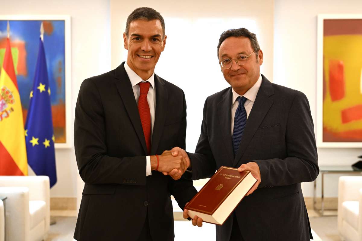 Sánchez recibe al fiscal general en plena ofensiva contra los jueces y en vísperas de abrir el año judicial