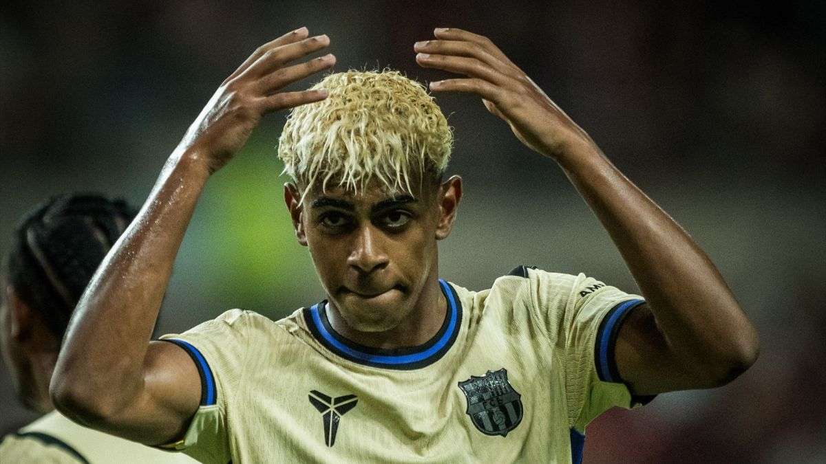 Los árbitros darán la cara: explicarán cada semana las jugadas más polémicas de LaLiga
