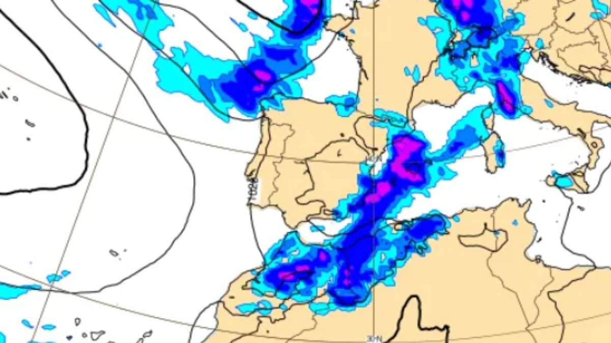 La AEMET lanza avisos naranjas por fuertes lluvias y tormentas en el sur de Valencia, norte de Alicante y Baleares
