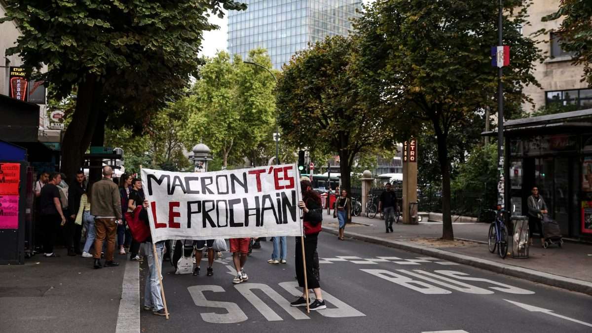 La prima de riesgo de Francia supera a la de Italia y se sitúa como la peor de la eurozona