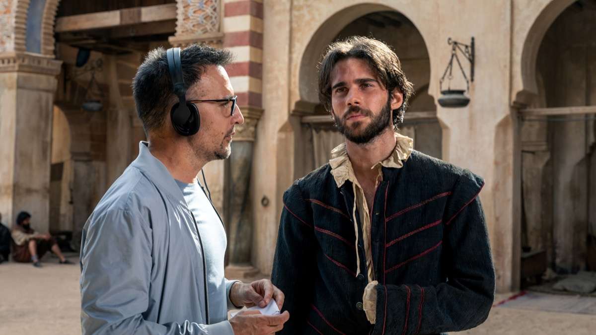 Amenábar sugiere la homosexualidad de Cervantes en 'El cautivo': “Apartar este tema me parecía ridículo”