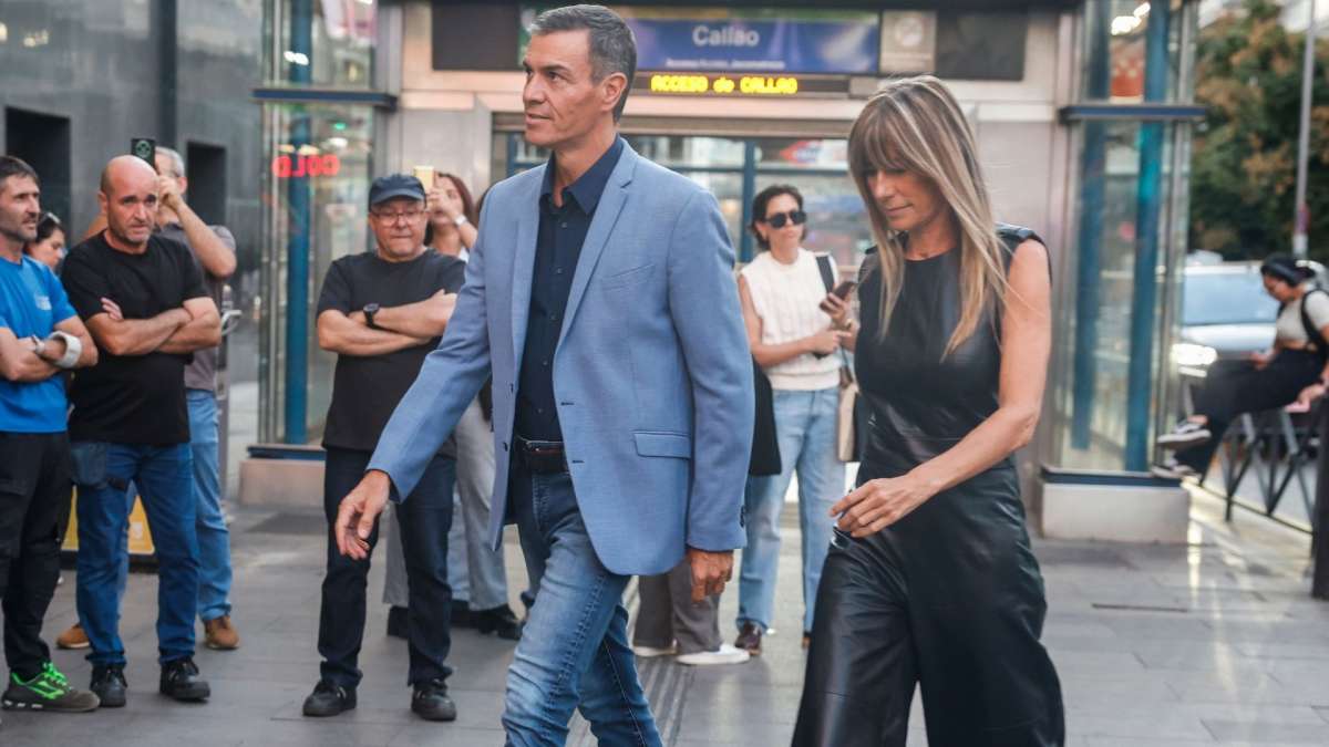 España en la irrelevancia; Pedro Sánchez en el cine