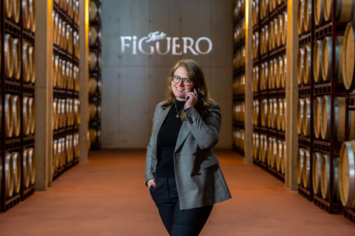 El error más común al servir vinos blancos y cómo evitarlo según Cristina M. Figuero